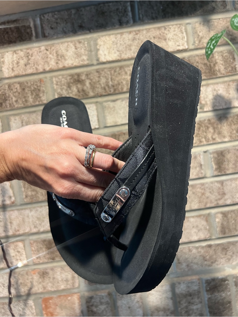 Coach Jaden Platform Thong Sandals - Picture 6 of 12
